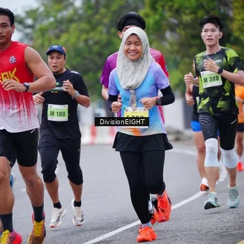 Runner Photo 8480526