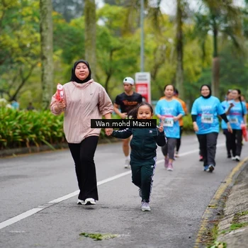 Runner Photo 8480536
