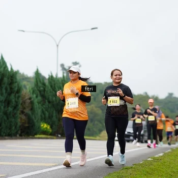 Runner Photo 8480549