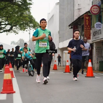 Runner Photo 8480563