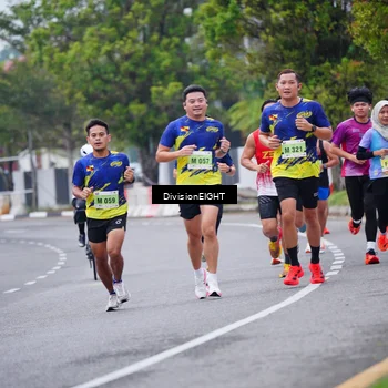 Runner Photo 8480621