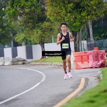 Runner Photo 8480756