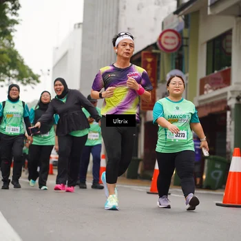 Runner Photo 8480759