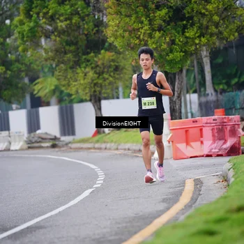 Runner Photo 8480789
