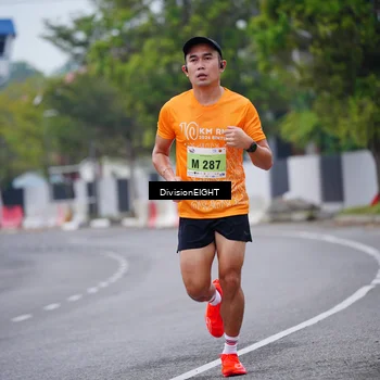 Runner Photo 8480815