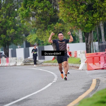 Runner Photo 8480853