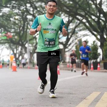 Runner Photo 8480875