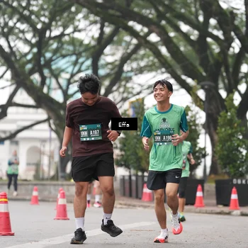 Runner Photo 8480921