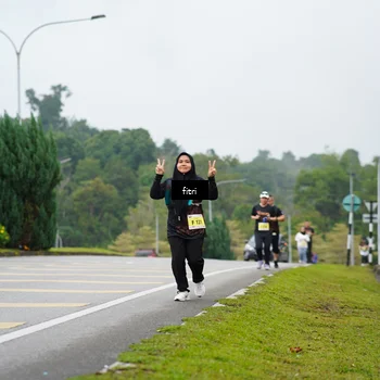 Runner Photo 8480959