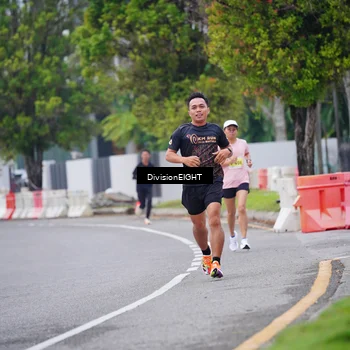 Runner Photo 8480992