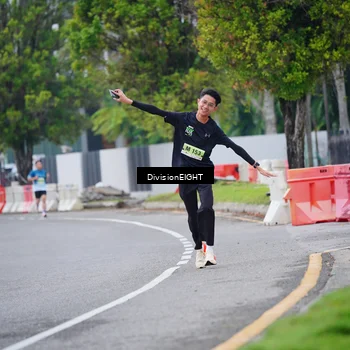 Runner Photo 8481030