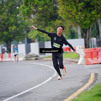 Runner Photo 8481056