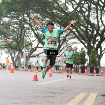 Runner Photo 8481073