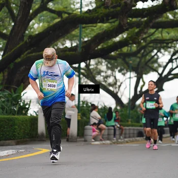 Runner Photo 8481115