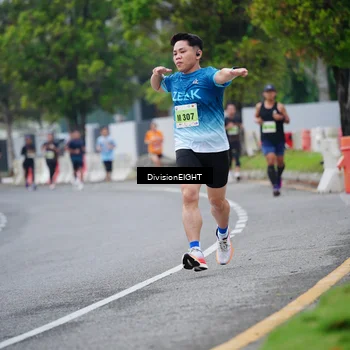 Runner Photo 8481135