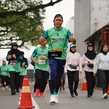 Runner Photo 8481247
