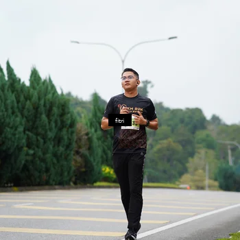 Runner Photo 8481278