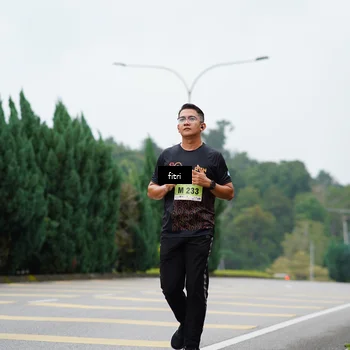 Runner Photo 8481284