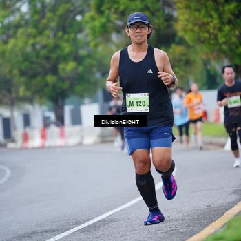 Runner Photo 8481343