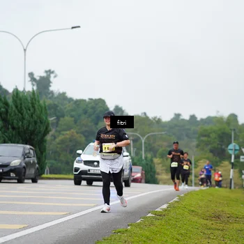 Runner Photo 8481346