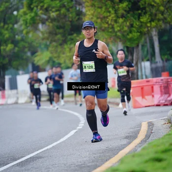 Runner Photo 8481432