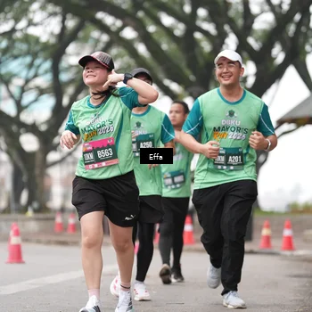 Runner Photo 8481653