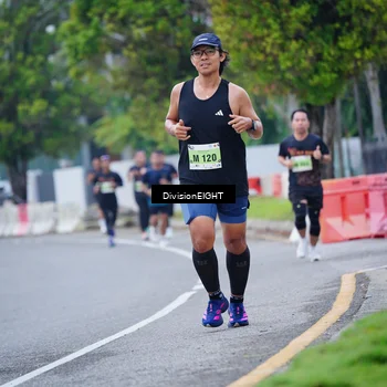 Runner Photo 8481746