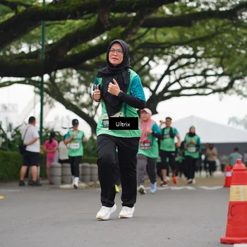 Runner Photo 8481857