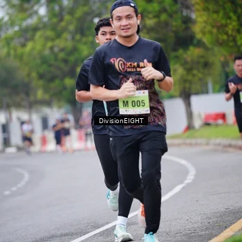 Runner Photo 8481868