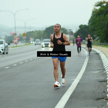 Runner Photo 8481870