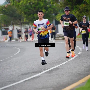 Runner Photo 8482071