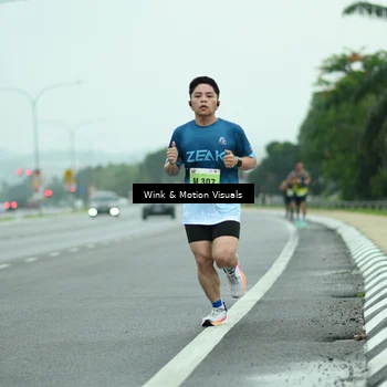 Runner Photo 8482112