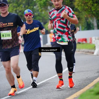 Runner Photo 8482220