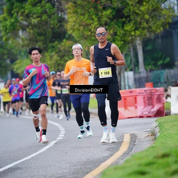 Runner Photo 8482385