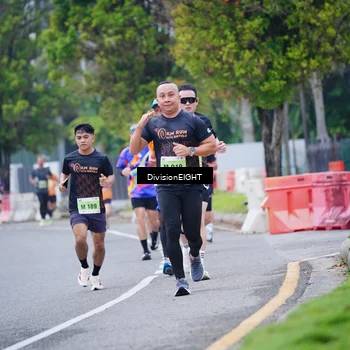 Runner Photo 8482449