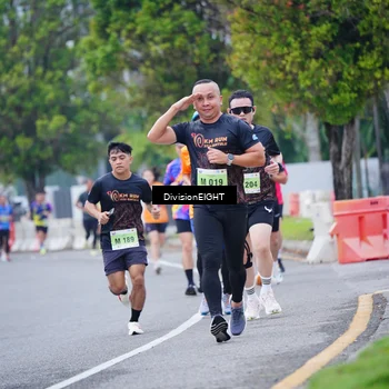 Runner Photo 8482496