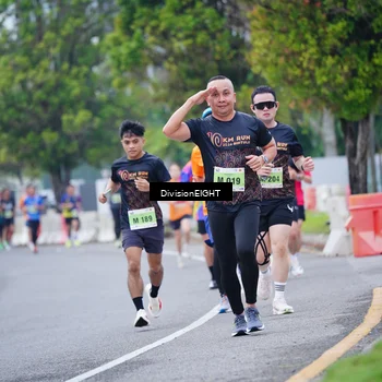 Runner Photo 8482523