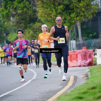 Runner Photo 8482533