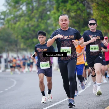 Runner Photo 8482561