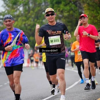 Runner Photo 8482675