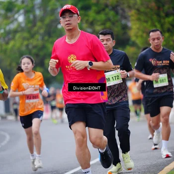 Runner Photo 8482701