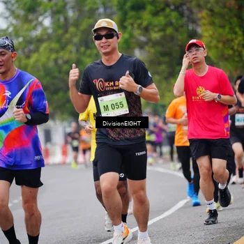 Runner Photo 8482734