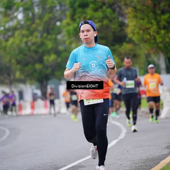 Runner Photo 8482752