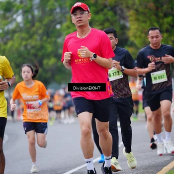 Runner Photo 8482793