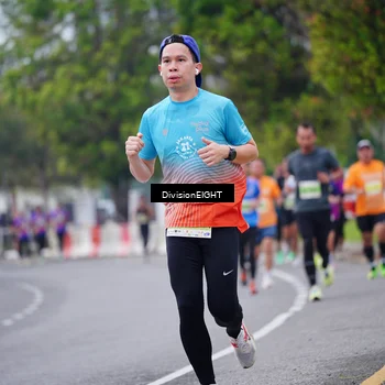 Runner Photo 8482795