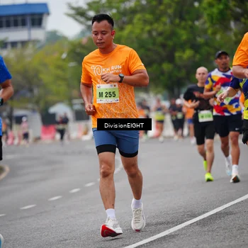 Runner Photo 8482831