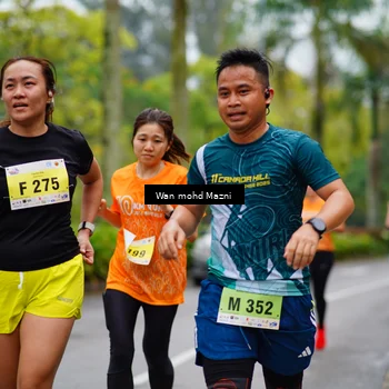 Runner Photo 8482833
