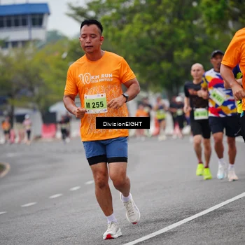 Runner Photo 8482835