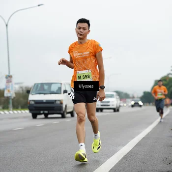 Runner Photo 8482883