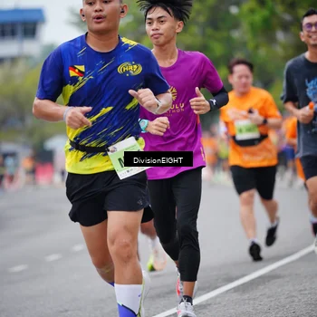 Runner Photo 8482900